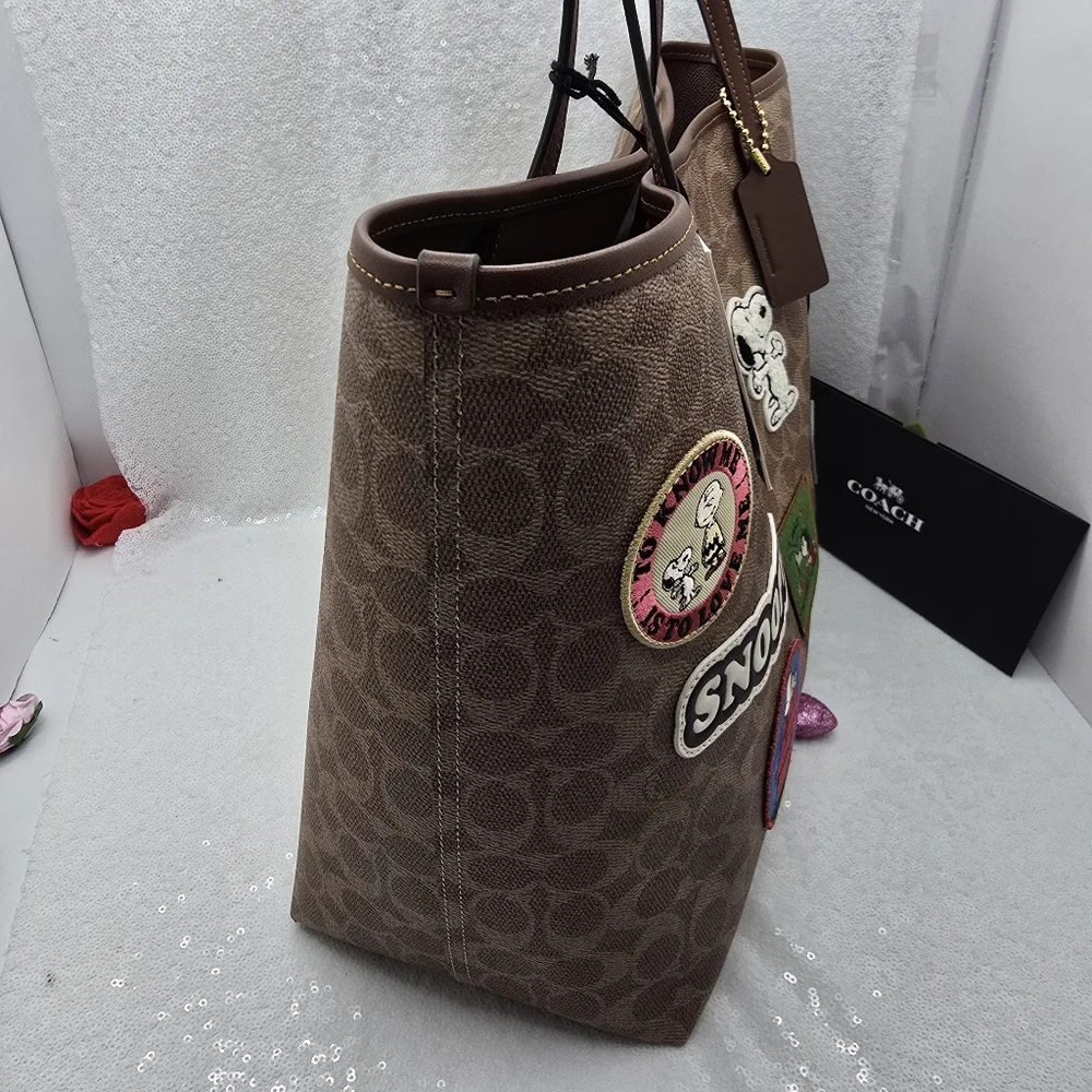Coach x Peanuts City Tote with Snoopy, Lucy, Charlie Brown Patches Tan & Khaki - Picture 8 of 15